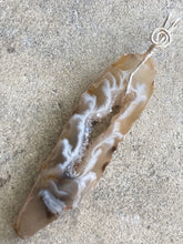 Load image into Gallery viewer, Agate Druzy Slice Necklace