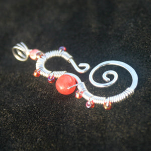 Seahorse - Corals & Sterling (Medium)